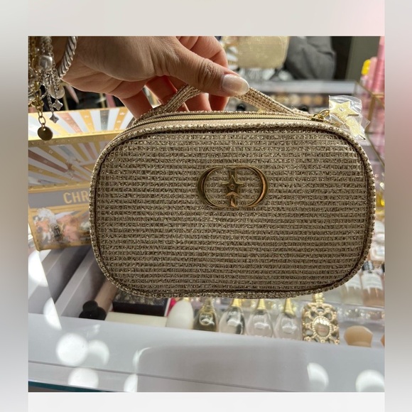New Dior Beige Woven Cosmetic Pouch with Gold Logo - Picture 5 of 14